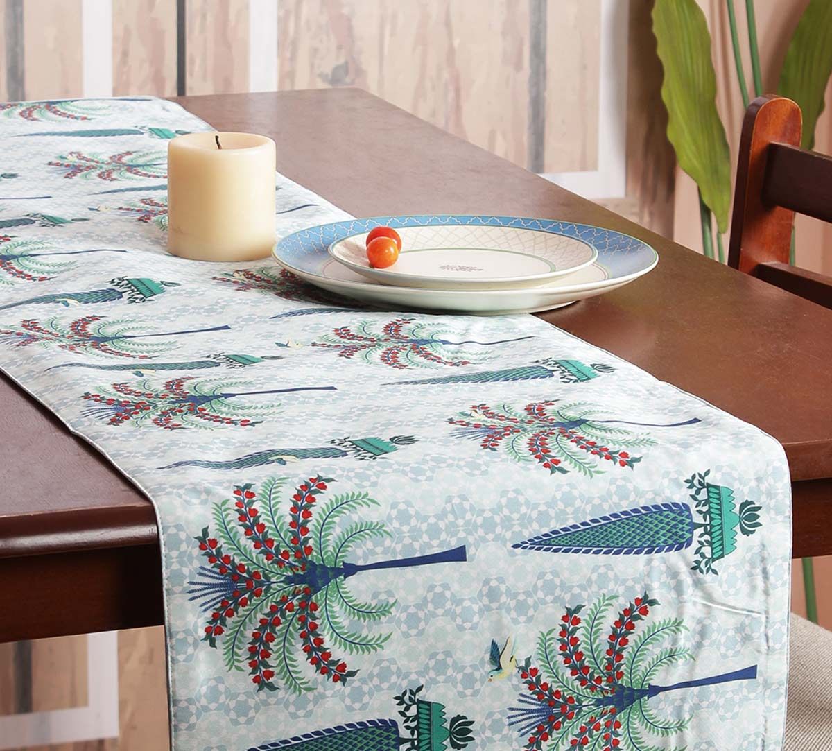 Palm Jumeriah Bed and Table Runner
