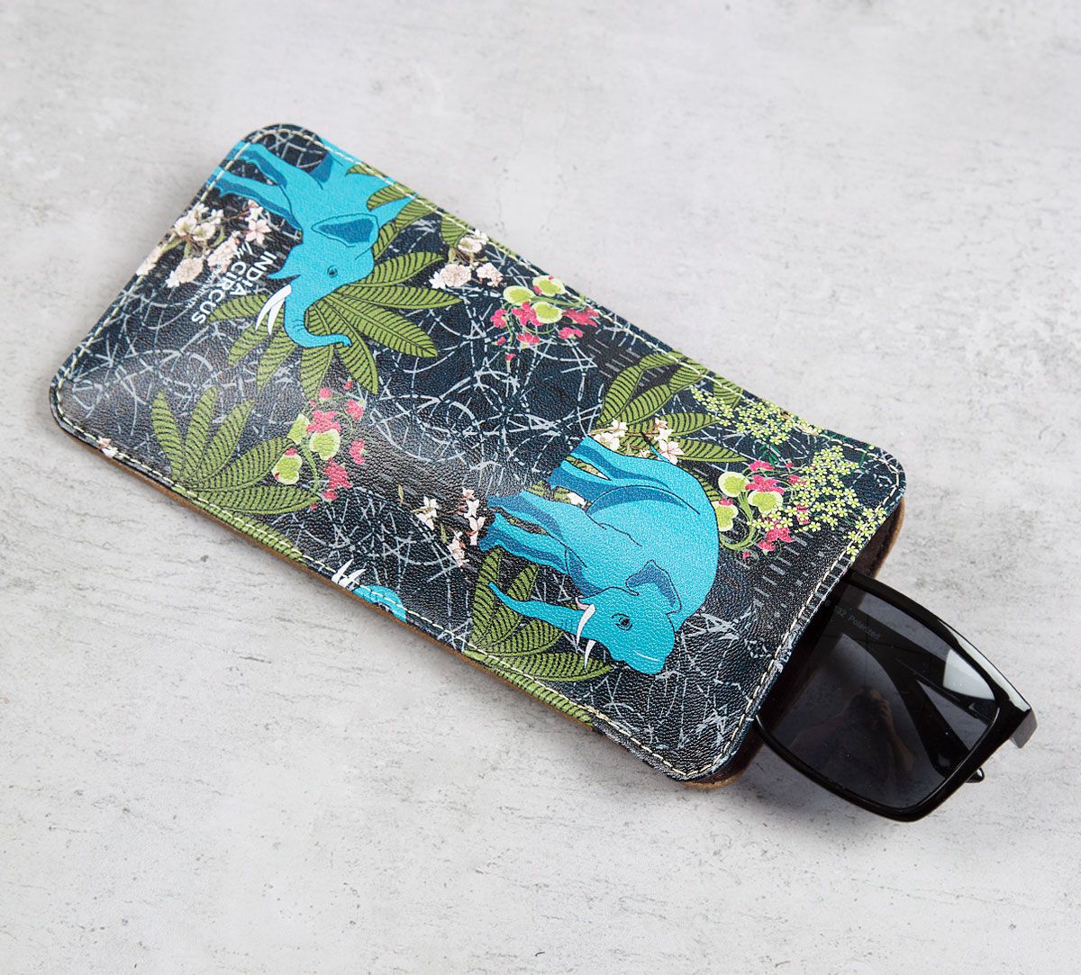 Trinity Parade Spectacle Case