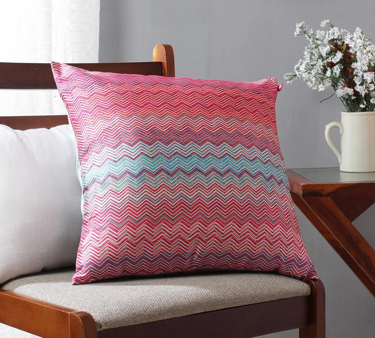 India Circus Waves of Chevron Blended Taf Silk Cushion Cover