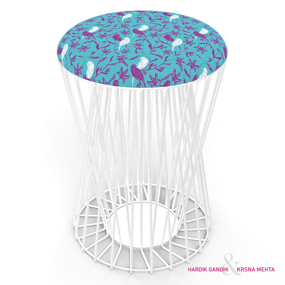 Chirping Birds Wiro Table