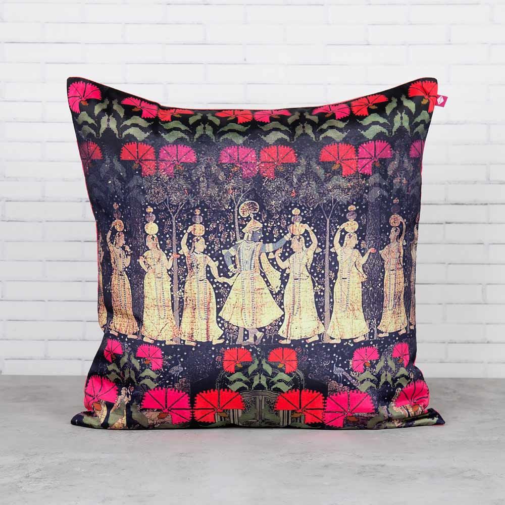 Cosmic Courtesan Blended Taf Silk Cushion Cover