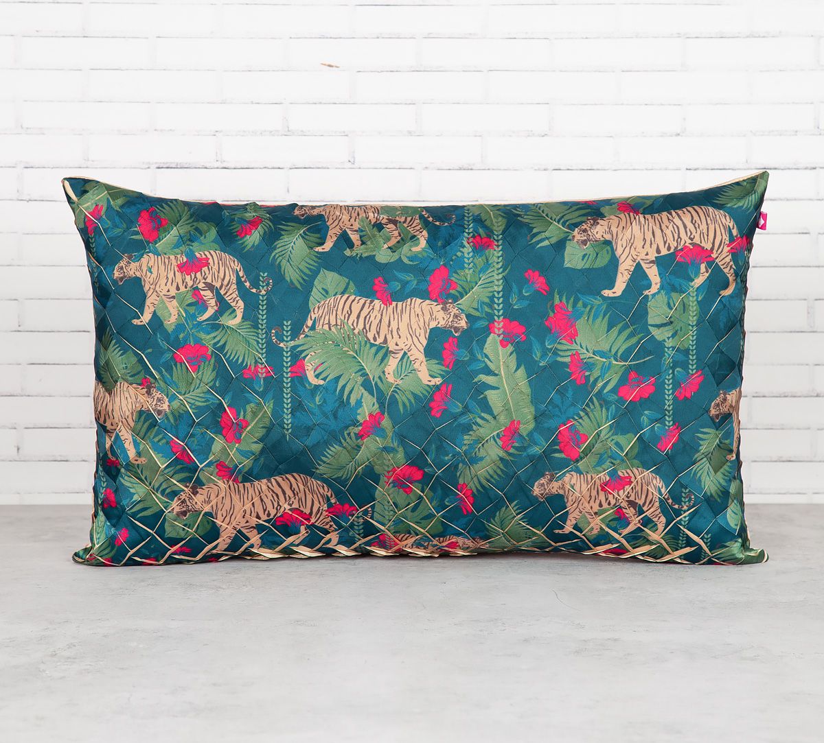 India Circus Tropical Tiger Decorative Scale Cushion Cover